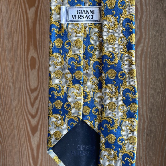 Gianni Versace Baroque Medusa Head Silk Tie metallic Sheen - Picture 9 of 9